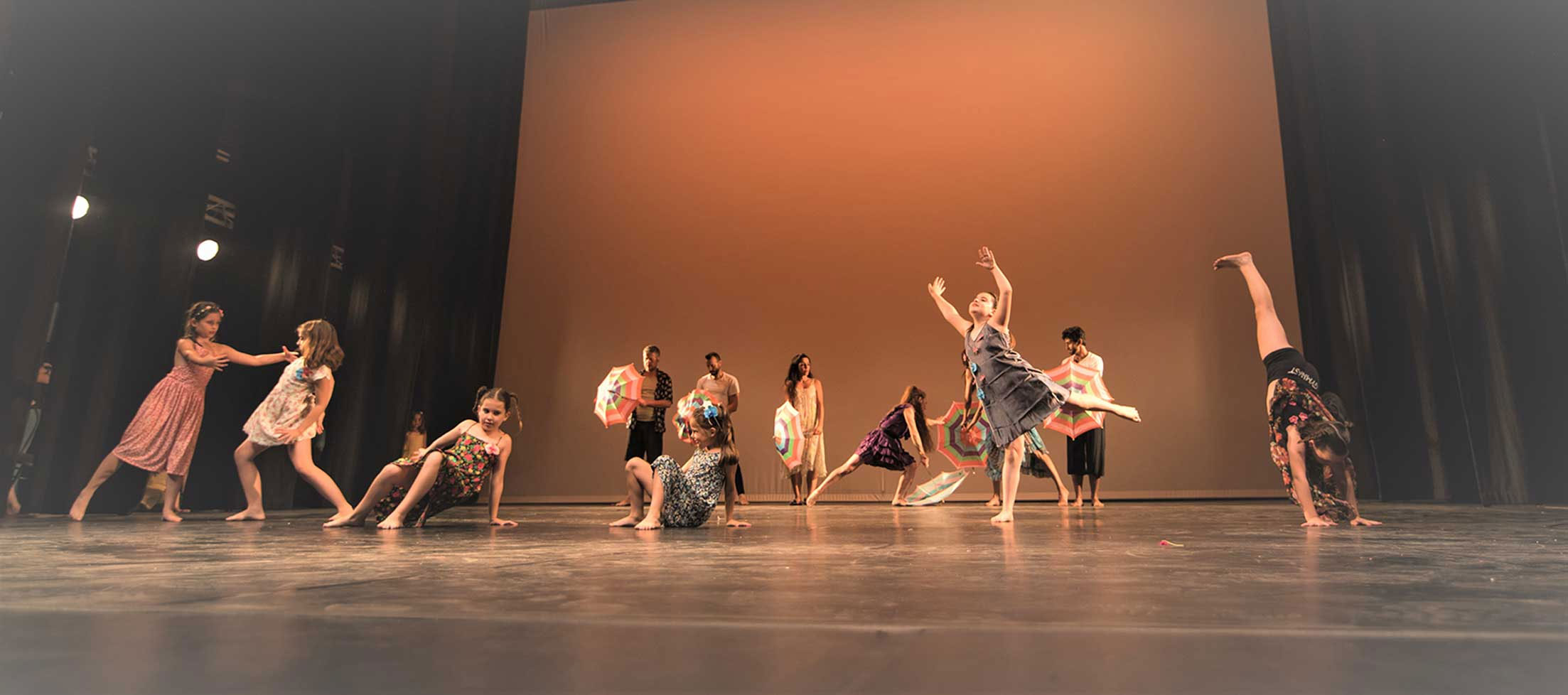 Danza creativa en Mataró para niños